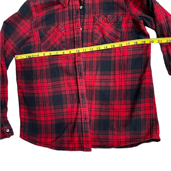 Natural Reflections long sleeve red and black flannel size medium - Picture 4 of 7
